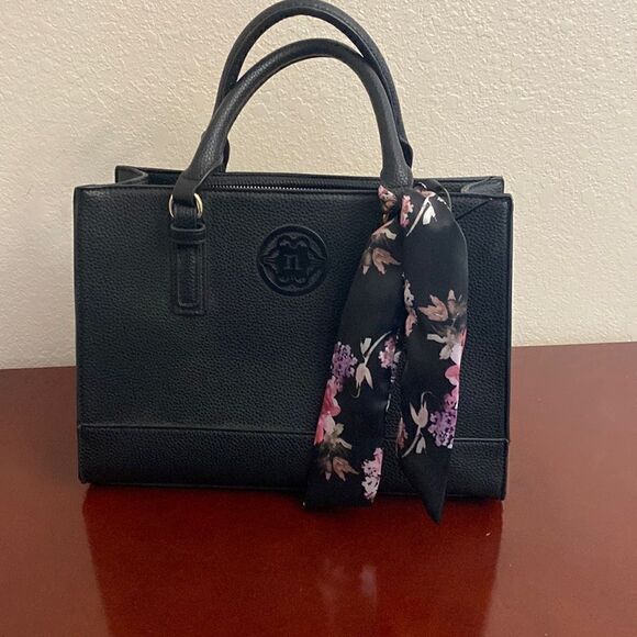 NANETTE LEPORE  BLACK TOTE BAG WITH FLORAL RIBBON!!! - Picture 1 of 6